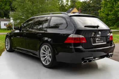E61 M5 Touring Conversion